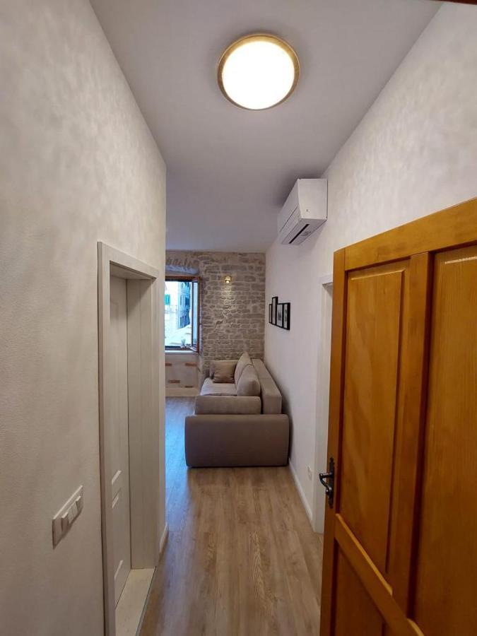 Central Palace Apartment Sibenik Ngoại thất bức ảnh