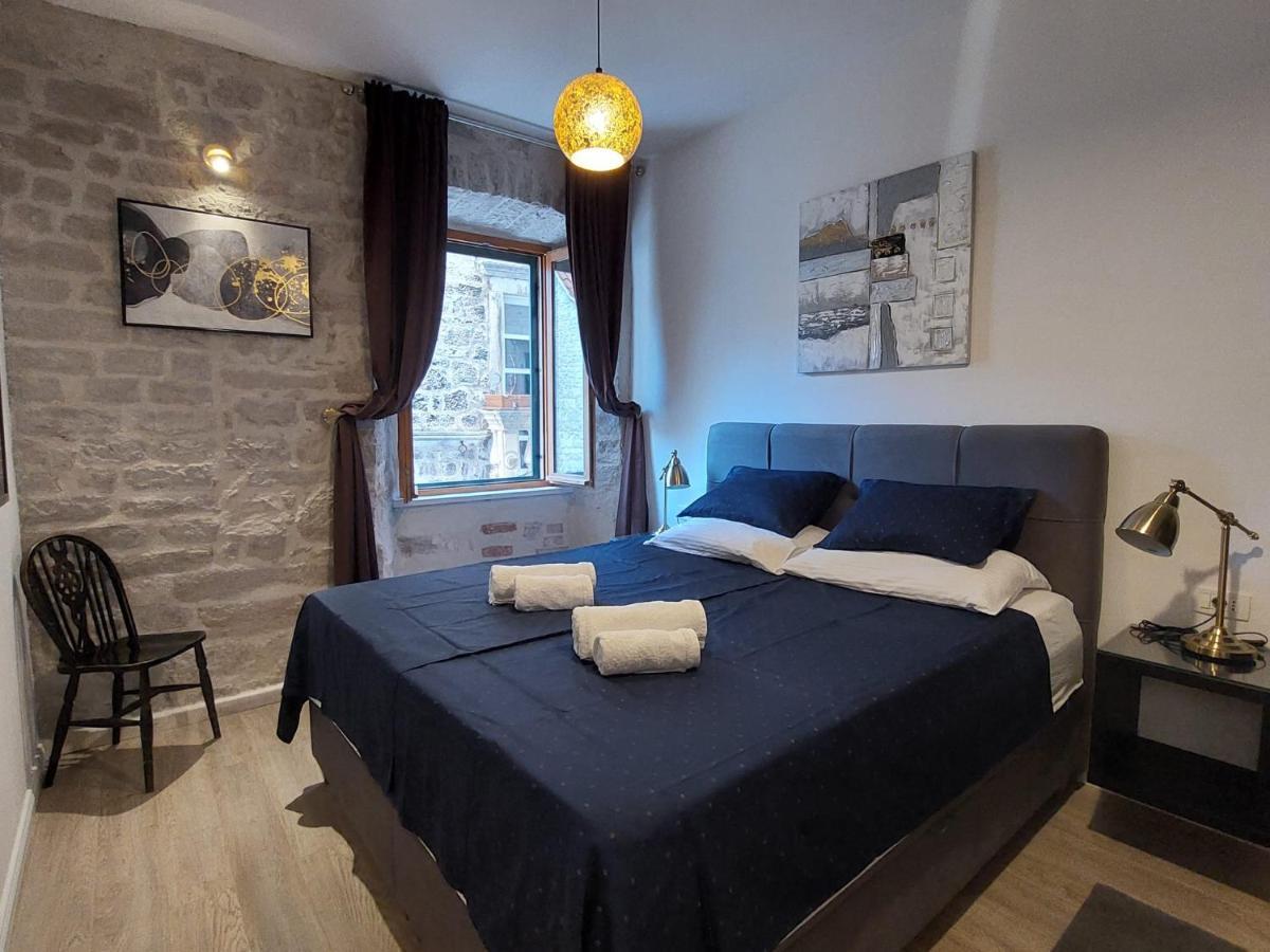 Central Palace Apartment Sibenik Ngoại thất bức ảnh