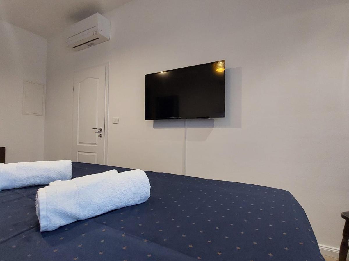 Central Palace Apartment Sibenik Ngoại thất bức ảnh