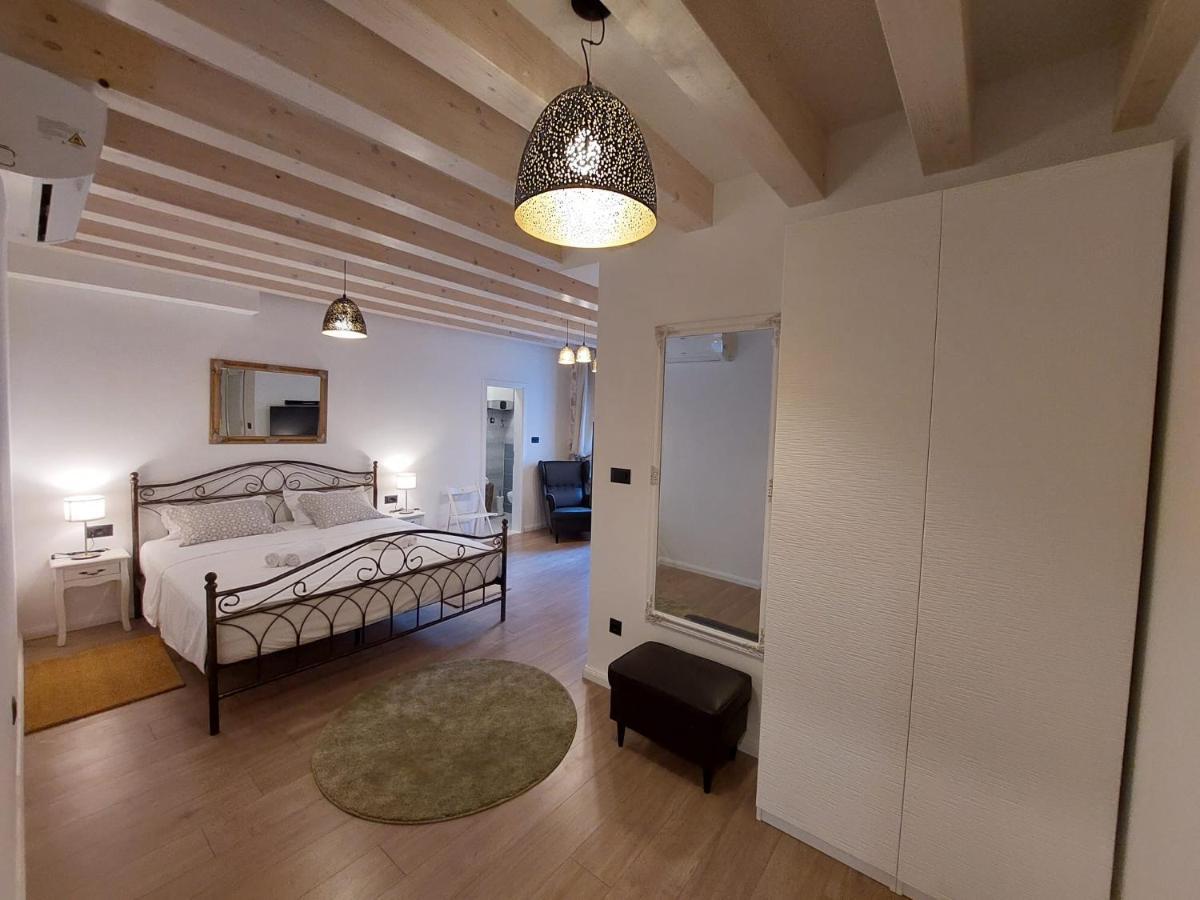 Central Palace Apartment Sibenik Ngoại thất bức ảnh