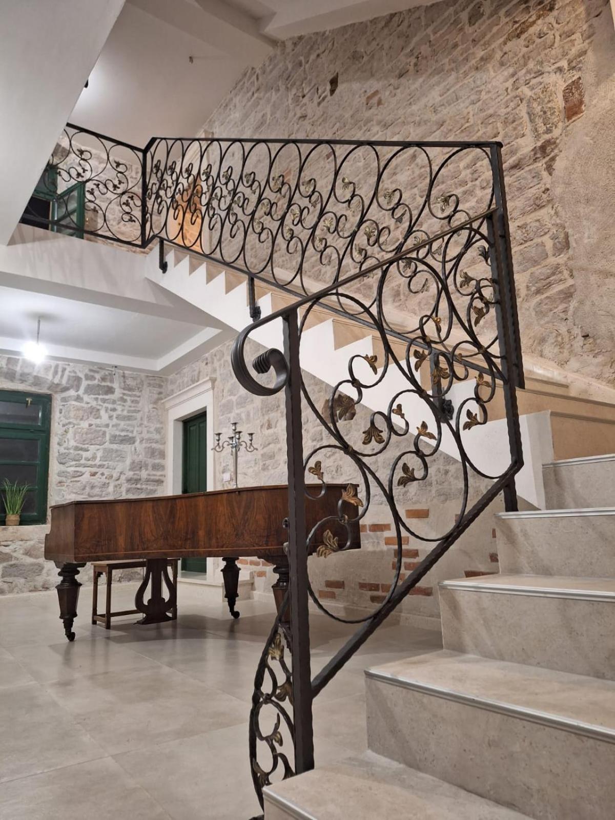 Central Palace Apartment Sibenik Ngoại thất bức ảnh
